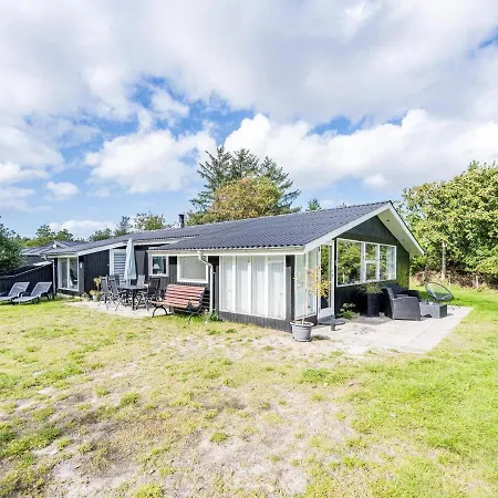 Holiday home Holiday Clxxxviii *